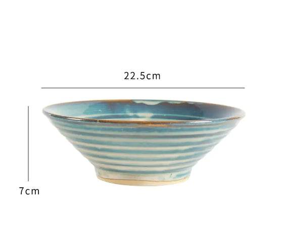 Ceramic Soup Bowl with Bamboo Hat Lid