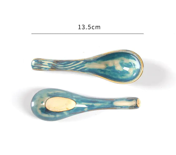 Ceramic Soup Bowl with Bamboo Hat Lid