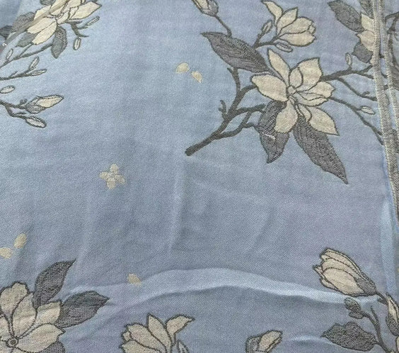 Bamboo Fiber Soft Summer Blanket with Wide Edges