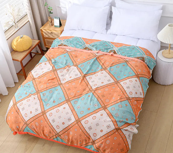 Bamboo Fiber Cooling Blanket - Reversible Summer Quilt
