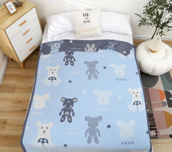 Bamboo Fiber Soft Summer Blanket with Wide Edges